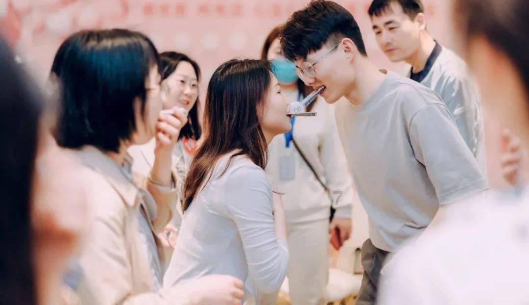营救森林中的夫妇